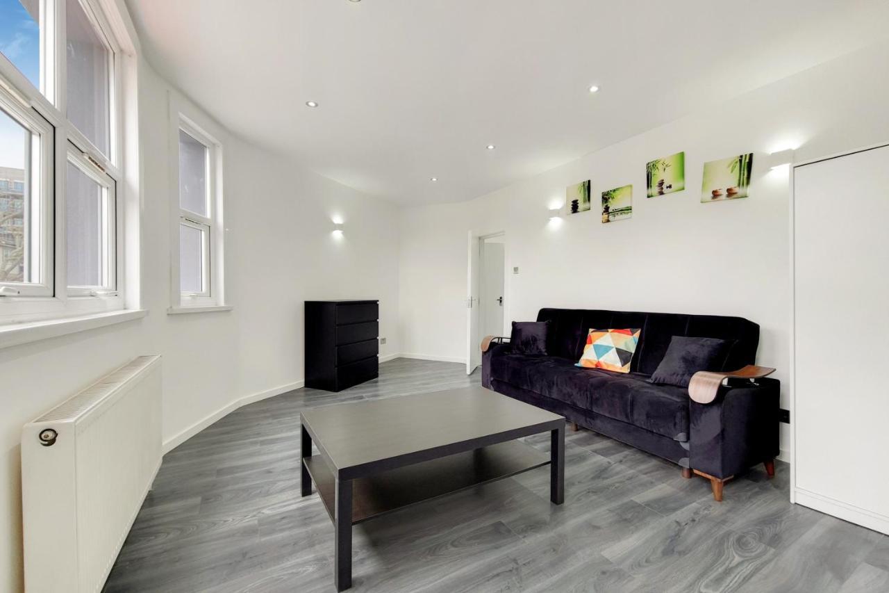 Lovely 4 Bed Apartment Perfect For Families! Лондон Екстер'єр фото