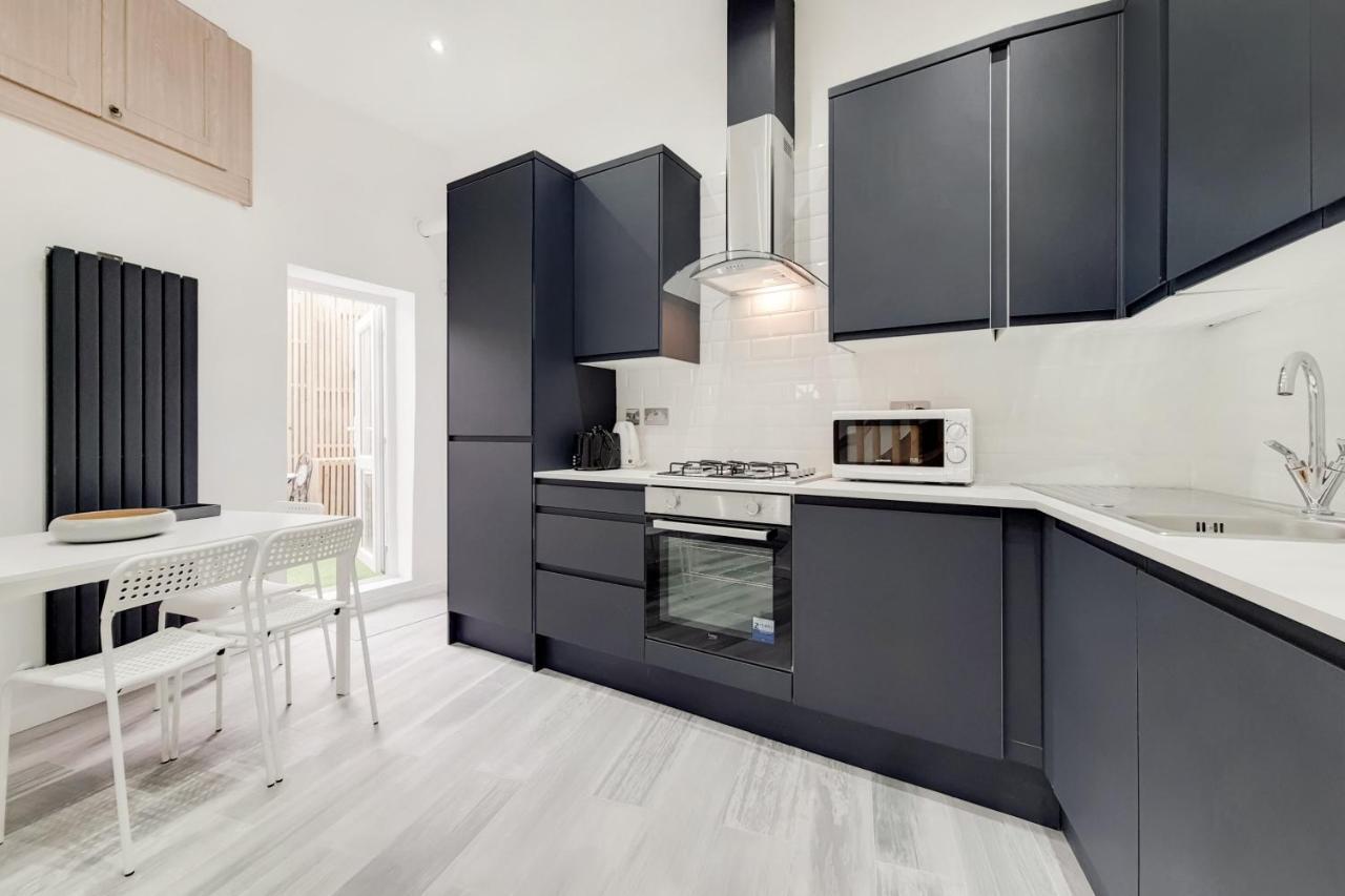 Lovely 4 Bed Apartment Perfect For Families! Лондон Екстер'єр фото